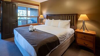 Timberline Lodges by Fernie Lodging Co