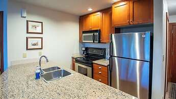 Timberline Lodges by Fernie Lodging Co