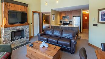 Timberline Lodges by Fernie Lodging Co