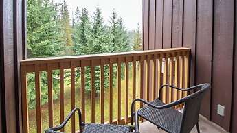 Timberline Lodges by Fernie Lodging Co