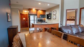 Timberline Lodges by Fernie Lodging Co