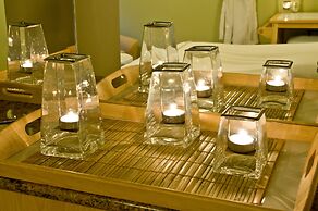Timberline Lodges by Fernie Lodging Co