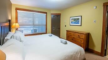 Timberline Lodges by Fernie Lodging Co