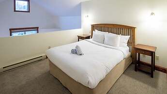 Timberline Lodges by Fernie Lodging Co