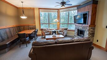 Timberline Lodges by Fernie Lodging Co
