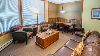 Timberline Lodges by Fernie Lodging Co