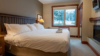 Timberline Lodges by Fernie Lodging Co