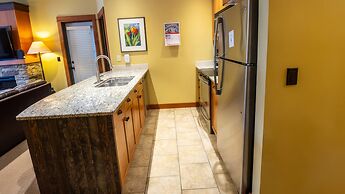 Timberline Lodges by Fernie Lodging Co