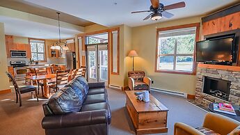 Timberline Lodges by Fernie Lodging Co