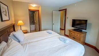 Timberline Lodges by Fernie Lodging Co