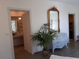 Dreams Guest House