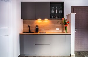 Boutique Pine Tree apartments