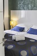 Boutique Pine Tree apartments