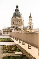 12 Revay Hotel