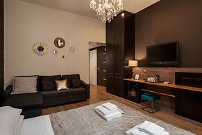 Flat 285