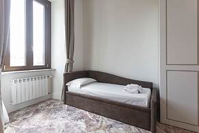 Flat 285