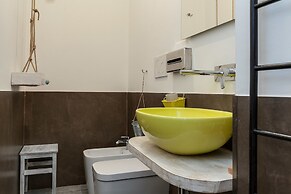 Flat 285