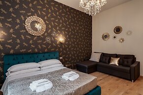 Flat 285