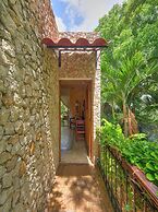 Casa Del Maya Bed & Breakfast
