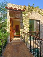Casa Del Maya Bed & Breakfast