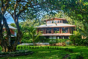 Blue Osa Beach Resort and Spa