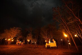 Big Game - Udawalawe by Eco Team