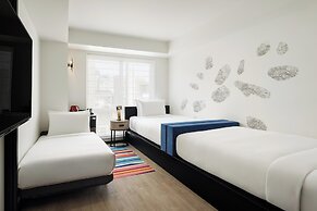 Aloft by Marriott Osaka Dojima