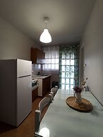 Demis Apartments