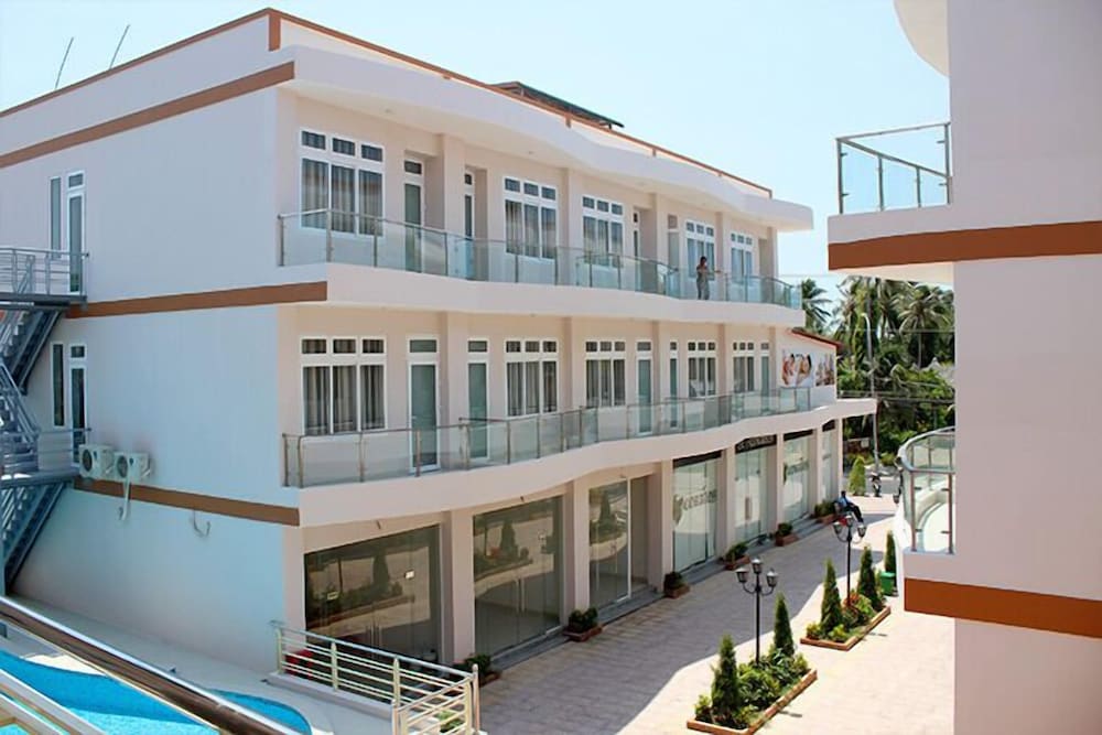 1001 Hotel