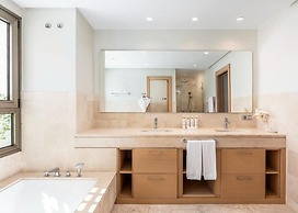 Las Terrazas de Abama Suites