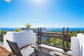 Las Terrazas de Abama Suites