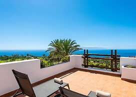 Las Terrazas de Abama Suites