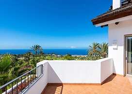 Las Terrazas de Abama Suites