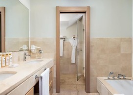 Las Terrazas de Abama Suites