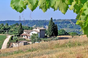 Trianon Country