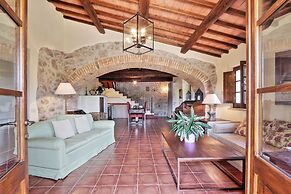 Trianon Country