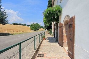Trianon Country