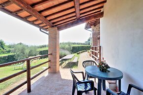 Trianon Country