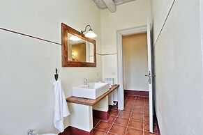 Trianon Country