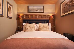 Harbour Inn