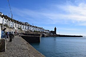 Harbour Inn