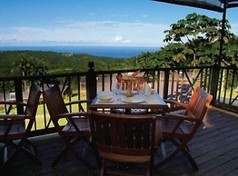 Naniki Cottages