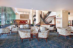 Lumire Hotel and Convention Center