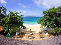 Phi Phi Long Beach Resort & Villa