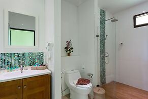 Phi Phi Long Beach Resort & Villa