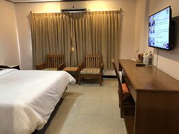 At Bangkok Hotel