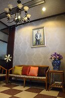 At Bangkok Hotel