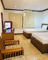 At Bangkok Hotel