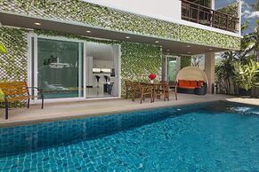 Tropicana Pool Villa
