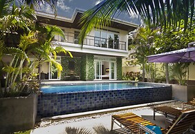 Tropicana Pool Villa